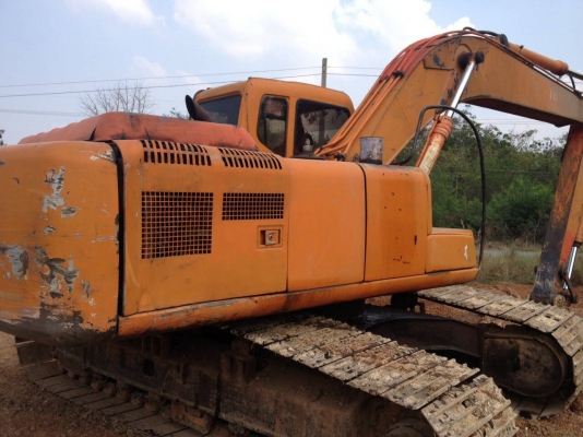 ขออนุญาติขายรถ HITACHI EX 200-5 พร้อมใช้งาน เอกสาร ไฟฟ้า  ครบราคา  950000 สนใจติดต่อ  0853224877-=0988930465