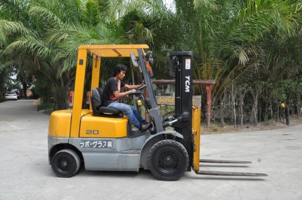 ขายFORKLIFT TCM FG20(2ตัน) เสา3เมตร สวยเดิมจากญี่ปุ่น ยังไม่เคยใช้ในไทย 139,000เท่านั้น!!
