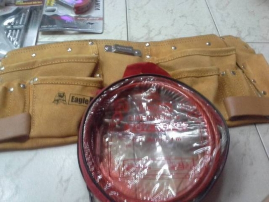 ขายกระเป๋าหนังเครื่องมือช่างKing Eagle Made in Taiwan.และเชือกผ้ายกของลากรถ ขายกระเป๋าหนังเครื่องมือช่างKing Eagle Made in Taiwan.และเชือกผ้ายกของลากรถ