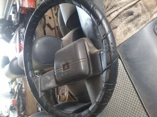 พวงมาลัยมิซูL300