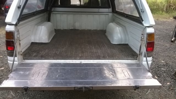 ขายด่วน มังกรทอง ปี35 เครื่องใช้ดีไม่มีเยิ้ม รถสวยสีสวยบางๆเอกสารพร้อม ขายด่วน มังกรทอง ปี35 เครื่องใช้ดีไม่มีเยิ้ม รถสวยสีสวยบางๆเอกสารพร้อม