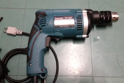 ขายสว่านMakita HP1630 710W งานใหม่อุปกรณ์ครบพร้อมใบรับประกัน