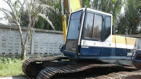 ขายรถแบคโค200-5LCบูมยาวทำงานดีไม่มีโหลด คล่องไว ขายรถแบคโค200-5LCบูมยาวทำงานดีไม่มีโหลด คล่องไว