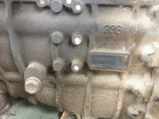 ขาย..เกียร์10ล้อ ยกลงจาก ISUZU ร็อค 195 แรง..10ล้อเพลาเดียวหลังถนน