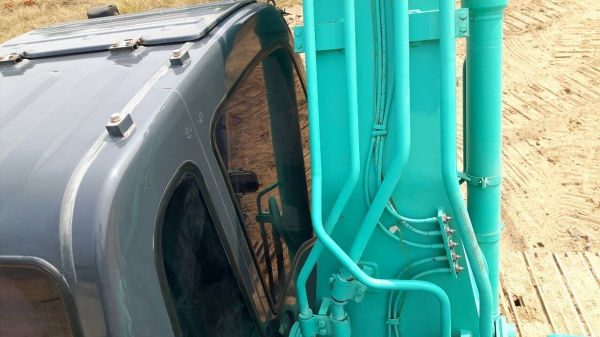 ขายKOBELCO SK200 YN12 SUPER X ราคา 2,550,000 บาทต่อรองราคา