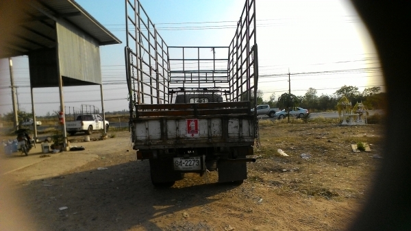 ขายรถหกล้อ