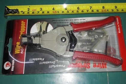 ขายคีมปอกสายไฟAUTO King Eagle. Made in Taiwan.