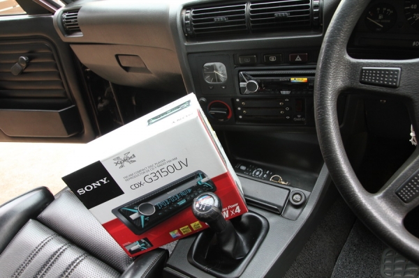 ขายBMW 316I 4door เกียร์ธรรมดา พวงมาลัยเพาเวอร์