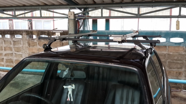 ขายBMW 316I 4door เกียร์ธรรมดา พวงมาลัยเพาเวอร์