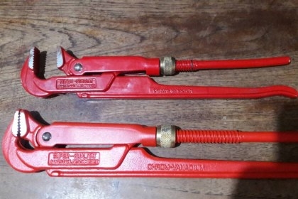 ขายคอม้าเยอรมันงานใหม่เก่าเก็บแพ็คคู่ขนาด12",15" ROZENBERG Made in Germany. ขายคอม้าเยอรมันงานใหม่เก่าเก็บแพ็คคู่ขนาด12",15" ROZENBERG Made in Germany.