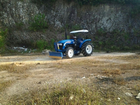 รถไถ CHAMP MX6255.   สนใจติดต่อ  081 - 6079515