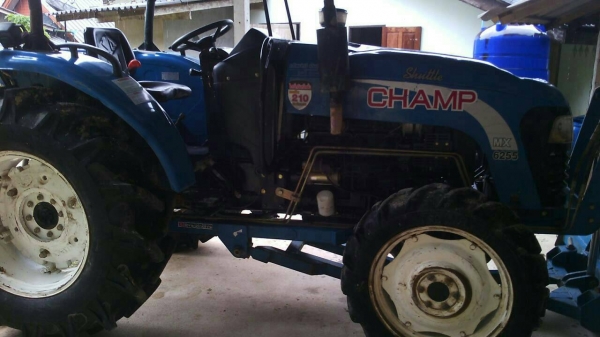 รถไถ CHAMP MX6255.   สนใจติดต่อ  081 - 6079515