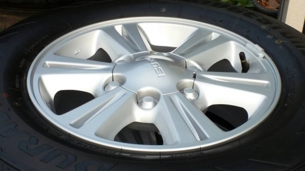 ล้อ isuzu 1.9 ddi พร้อมยาง bridgestone ชุดล่ะ 20500