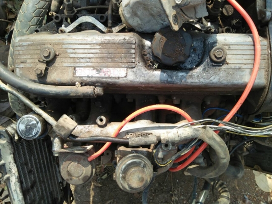 ขายเครื่อง L200 2500  พร้อมเกียร์ 22000 บาท 089-5498253 081-6278866