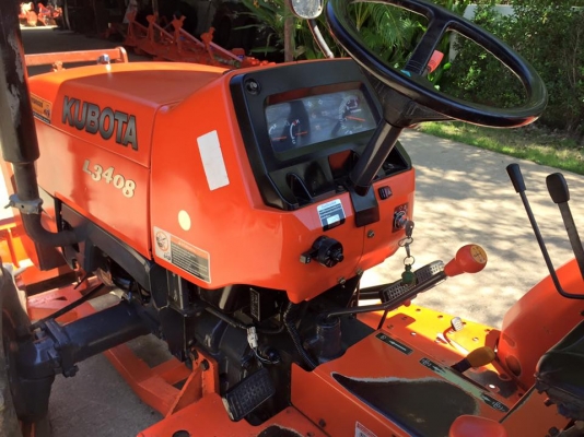 ขายรถไถKubota L3408 (4WD) พร้อมใบมีดหน้าและโรตารีช้าง รถสวยเดิม พร้อมใช้งาน