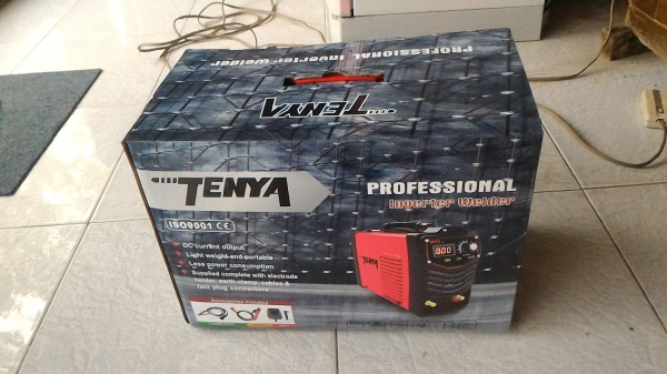เครื่องเชื่อมพกพา ขนาดถึง  350 A.ยี่ห้อ TENYA เป็นระบบ Inverter Welder จ่ายไฟฟ้าเชื่อมเป็นแบบ DC
