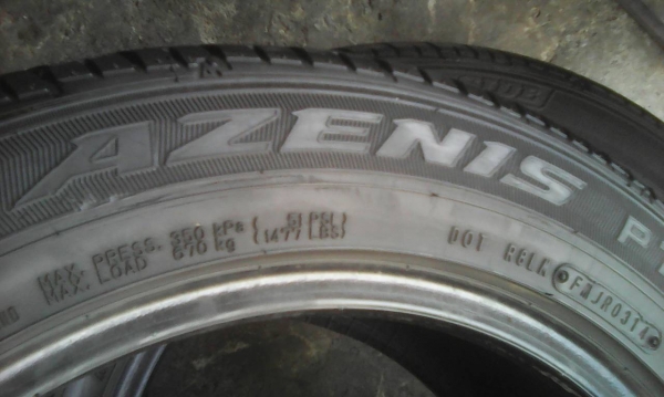 215/55R17  FALKEN AZENIS PT722 A/S ปี14 ชุด 4 เส้น tel.081-427-3941 ไอดีไลน์ 0814273941