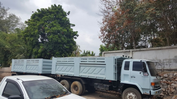 รถอีซูซุ 10 ล้อดั้ม FXZ  240 แรงม้า. ปี 39. ( ขาย แม่ , ลูก. )    สนใจติดต่อ  081 - 6079515