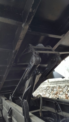 รถอีซูซุ 10 ล้อดั้ม FXZ  240 แรงม้า. ปี 39. ( ขาย แม่ , ลูก. )    สนใจติดต่อ  081 - 6079515