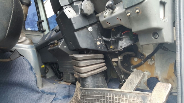 รถอีซูซุ 10 ล้อดั้ม FXZ  240 แรงม้า. ปี 39. ( ขาย แม่ , ลูก. )    สนใจติดต่อ  081 - 6079515