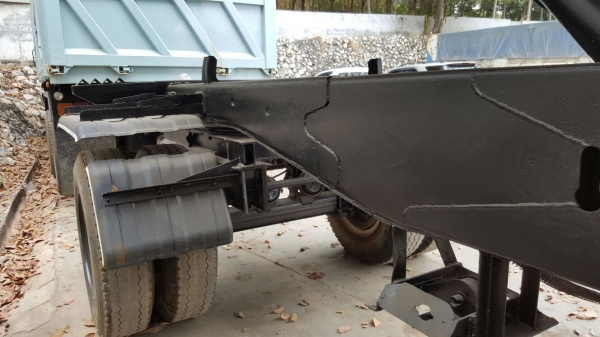 รถอีซูซุ 10 ล้อดั้ม FXZ  240 แรงม้า. ปี 39. ( ขาย แม่ , ลูก. )    สนใจติดต่อ  081 - 6079515