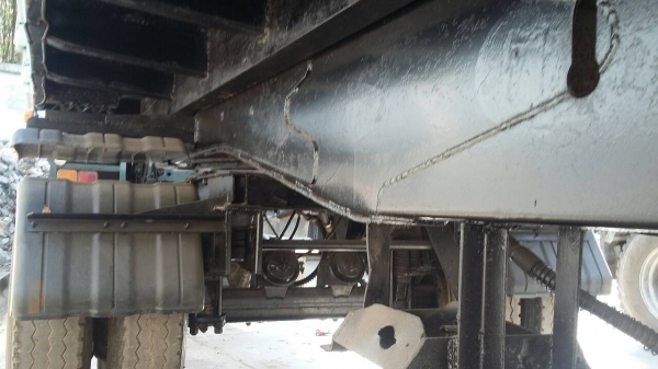 รถอีซูซุ 10 ล้อดั้ม FXZ  240 แรงม้า. ปี 39. ( ขาย แม่ , ลูก. )    สนใจติดต่อ  081 - 6079515