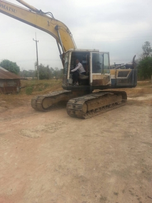 Komatsu PC200-3 คอนโทนสั้น เล่มทะเบียน