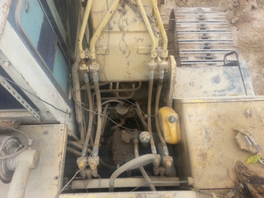 Komatsu PC200-3 คอนโทนสั้น เล่มทะเบียน