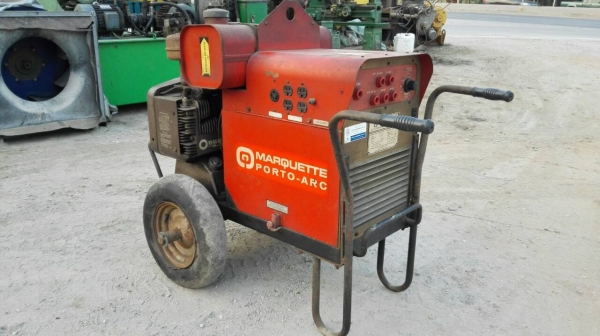 Sell>> เครื่องปั่นไฟ MARQUETTE Made in USA. ขนาด 5 K.V.A. 220V. เชื่อมงานได้ เป็นของใหม่เก่าเก็บ งานอเมริกา สภาพสวย Sell>> เครื่องปั่นไฟ MARQUETTE Made in USA. ขนาด 5 K.V.A. 220V. เชื่อมงานได้ เป็นของใหม่เก่าเก็บ งานอเมริกา สภาพสวย