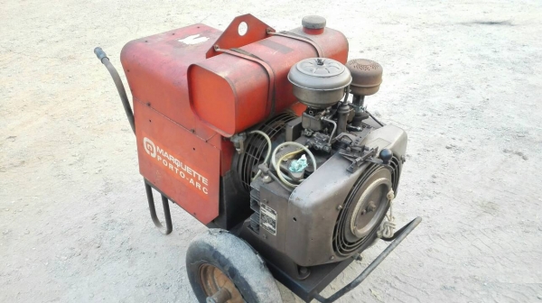 Sell>> เครื่องปั่นไฟ MARQUETTE Made in USA. ขนาด 5 K.V.A. 220V. เชื่อมงานได้ เป็นของใหม่เก่าเก็บ งานอเมริกา สภาพสวย Sell>> เครื่องปั่นไฟ MARQUETTE Made in USA. ขนาด 5 K.V.A. 220V. เชื่อมงานได้ เป็นของใหม่เก่าเก็บ งานอเมริกา สภาพสวย