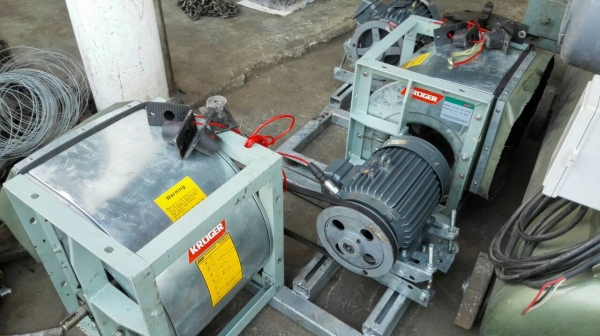 Sell>> โบวเวอร์ ดูดอากาศ KRUGER 5 HP. 380V. สภาพใหม่ 98\% มาคู่ 2 ตัว ทดลองสินค้าก่อนได้พร้อมใช้งาน. Sell>> โบวเวอร์ ดูดอากาศ KRUGER 5 HP. 380V. สภาพใหม่ 98\% มาคู่ 2 ตัว ทดลองสินค้าก่อนได้พร้อมใช้งาน.