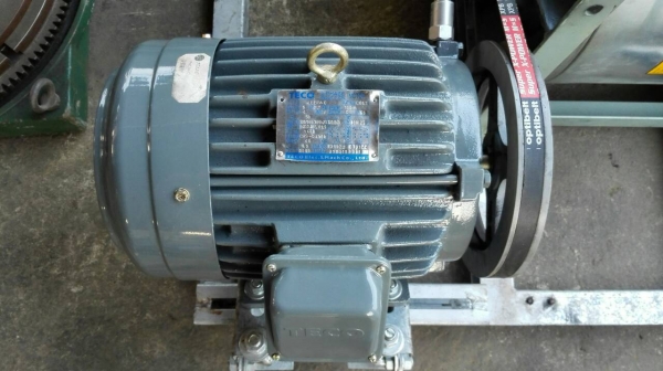 Sell>> โบวเวอร์ ดูดอากาศ KRUGER 5 HP. 380V. สภาพใหม่ 98\% มาคู่ 2 ตัว ทดลองสินค้าก่อนได้พร้อมใช้งาน. Sell>> โบวเวอร์ ดูดอากาศ KRUGER 5 HP. 380V. สภาพใหม่ 98\% มาคู่ 2 ตัว ทดลองสินค้าก่อนได้พร้อมใช้งาน.