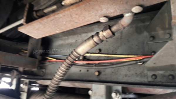 10 ล้อพ่วงดัมพ์ ยี่ห้อ SINO TRUCK รุ่น SWZ10 เครื่อง 6 สูบ 345 แรงม้า