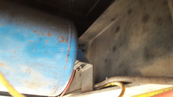 10 ล้อพ่วงดัมพ์ ยี่ห้อ SINO TRUCK รุ่น SWZ10 เครื่อง 6 สูบ 345 แรงม้า