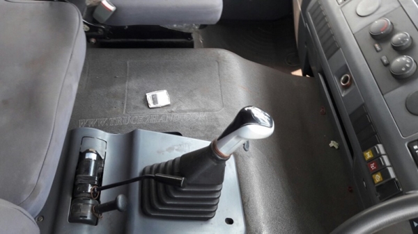 10 ล้อพ่วงดัมพ์ ยี่ห้อ SINO TRUCK รุ่น SWZ10 เครื่อง 6 สูบ 345 แรงม้า