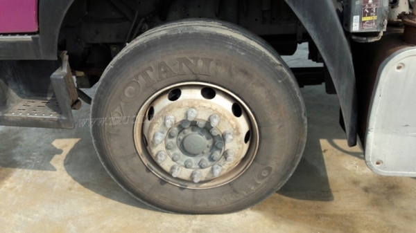 10 ล้อพ่วงดัมพ์ ยี่ห้อ SINO TRUCK รุ่น SWZ10 เครื่อง 6 สูบ 345 แรงม้า