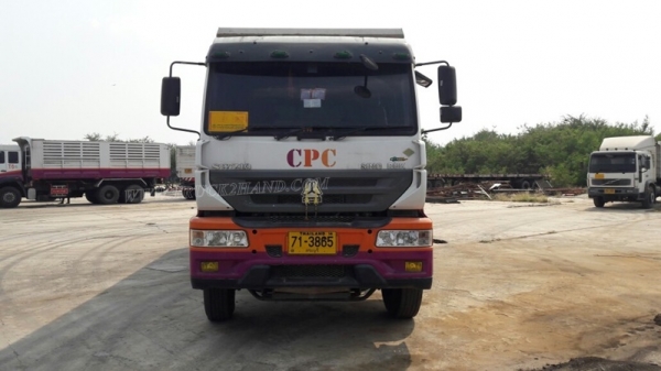 10 ล้อพ่วงดัมพ์ ยี่ห้อ SINO TRUCK รุ่น SWZ10 เครื่อง 6 สูบ 345 แรงม้า