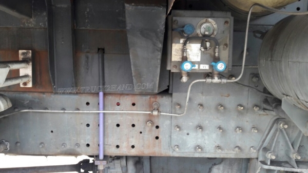 10 ล้อพ่วงดัมพ์ ยี่ห้อ SINO TRUCK รุ่น SWZ10 เครื่อง 6 สูบ 345 แรงม้า