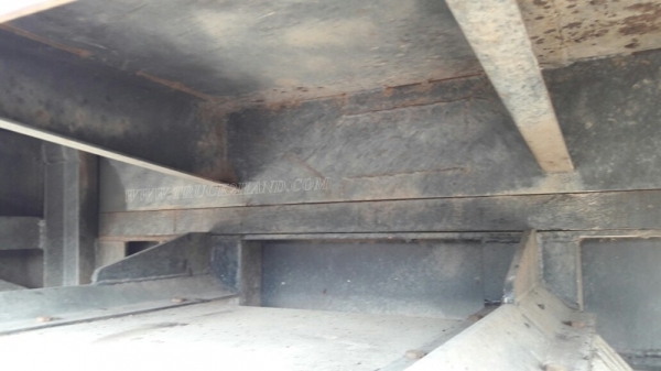 10 ล้อพ่วงดัมพ์ ยี่ห้อ SINO TRUCK รุ่น SWZ10 เครื่อง 6 สูบ 345 แรงม้า