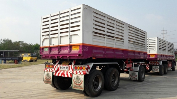 10 ล้อพ่วงดัมพ์ ยี่ห้อ SINO TRUCK รุ่น SWZ10 เครื่อง 6 สูบ 345 แรงม้า