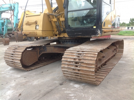 ต้องการขายรถขุดดิน