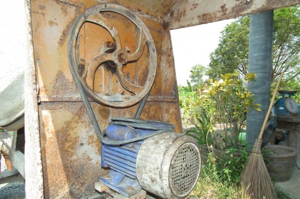 โม่ผสมปูน โมใ BATON โม่ผสมปูน 1 ถุง