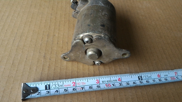 มอเตอร์ DC ใช้กับสตาร์ทรถของรถมอเตอร์ไซค์  นำไปใช้หมุนขับงานต่างๆได้ แรงบิดสูง