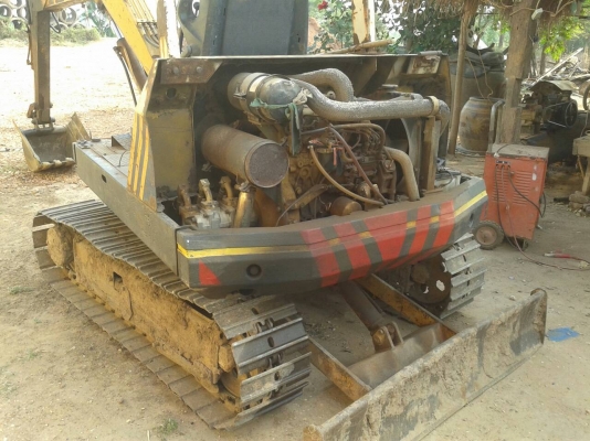 KOMATSU  รถแบคโฮ 20 ขาย 180,000 บาท