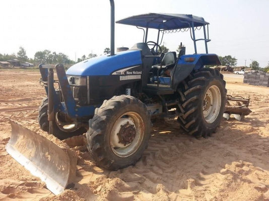 ขายรถไถ2เพลา NEW HOLLAND TS90 อุปกรณ์ ดันหน้า ผานหลัง สภาพสวยพร้อมใช้งาน เอกสารพร้อมโอน สนใจโทร 090-8588220คุณนะ 093-3258446คุณบิว หรือเข้าดูสินค้าอื่นๆได้ที่ www.truck.in.th/498 หรือเพจFacebook ณรงค์ ซื้อขายรถมือสอง (เว็บไซต์ส่วนตัว) หรือFacebook คุณนะ ร