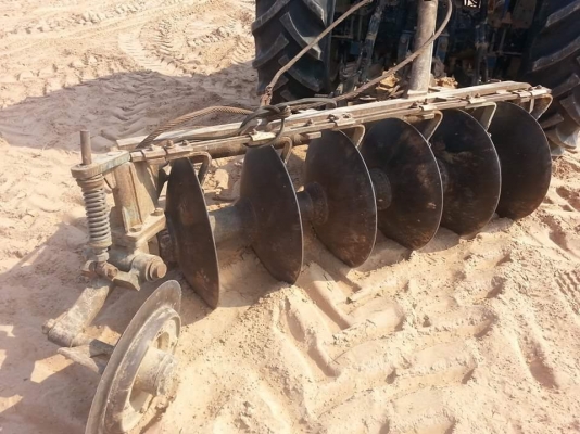 ขายรถไถ2เพลา NEW HOLLAND TS90 อุปกรณ์ ดันหน้า ผานหลัง สภาพสวยพร้อมใช้งาน เอกสารพร้อมโอน สนใจโทร 090-8588220คุณนะ 093-3258446คุณบิว หรือเข้าดูสินค้าอื่นๆได้ที่ www.truck.in.th/498 หรือเพจFacebook ณรงค์ ซื้อขายรถมือสอง (เว็บไซต์ส่วนตัว) หรือFacebook คุณนะ ร