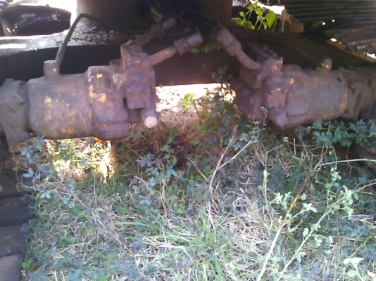 ขายรถแบคโฮKOMATSUสนใจสามารถติดต่อได้ที่เบอร์0998344996/0807346335ครับ