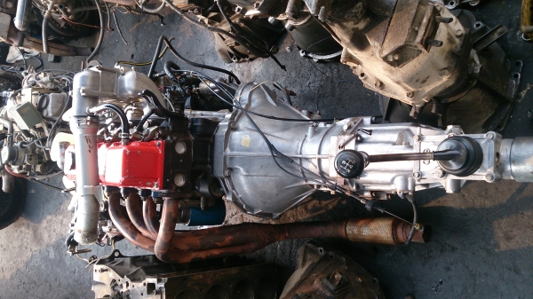 เครื่องนิสสัน BD25 ฝาแดงสวยๆเกีร์ยดี ท่อเฮดเดอร์