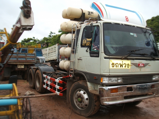 ขายหัวลากฮีโน่ 240 แรงม้า ติดแก๊ส 12 ถัง สภาพดีพร้อมใช้งาน