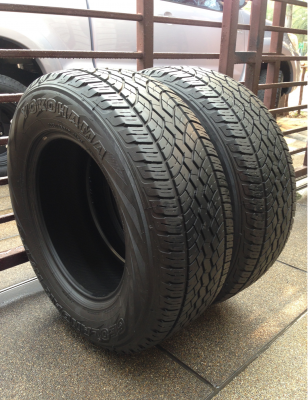 ยาง Yokohama 265 65 17 สิ้นปี13 ดอกเต็ม เนื้อนิ่มๆ ไม่มีปะ พร้อมใช้งาน จำนวน2เส้น ราคาไม่แพง